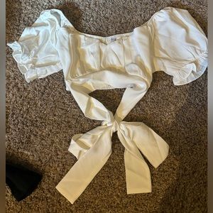 Small tie crop top white